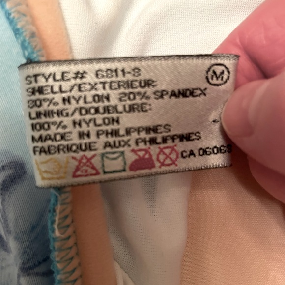 🔥 3/21 🔥Traffic size Medium light blue floral Bandeau style Bikini top only. - Picture 4 of 4